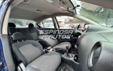 Nissan Versa  '2013