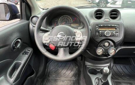 Nissan Versa  '2013
