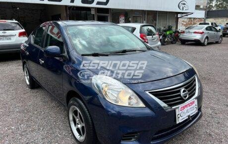 Nissan Versa  '2013