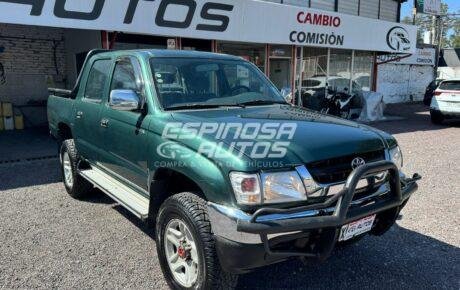 Toyota Hilux 4 X 4  '2003