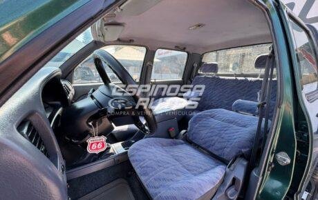 Toyota Hilux 4 X 4  '2003